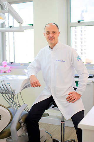 Dr Renato Zanutto